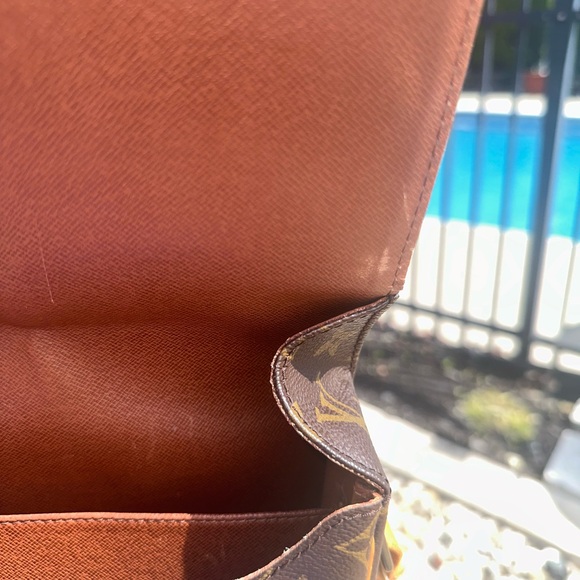 Louis Vuitton Monogram Cartouchiere GM - Picture 12 of 15